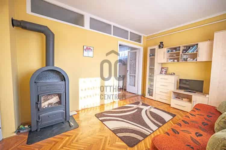 Tolnai eladó családi ház, H493211