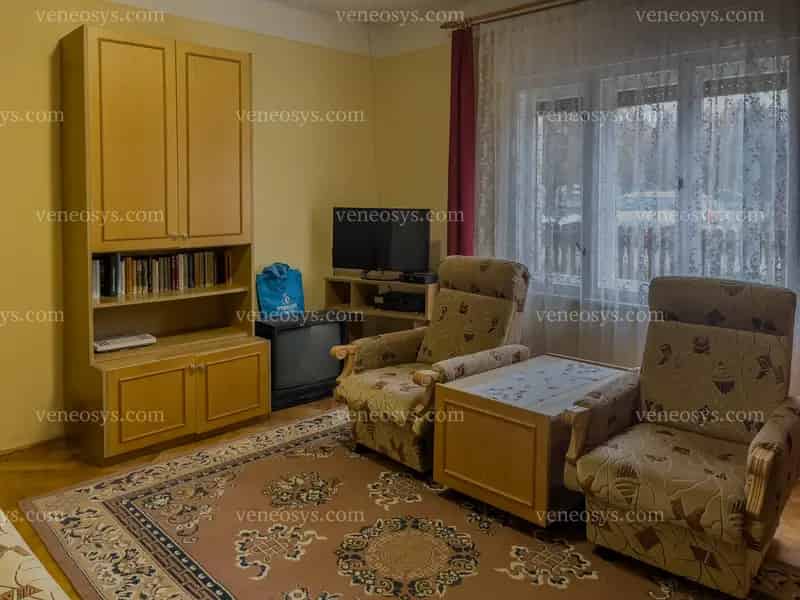 🏡 Eladó családi ház a belváros közelében!