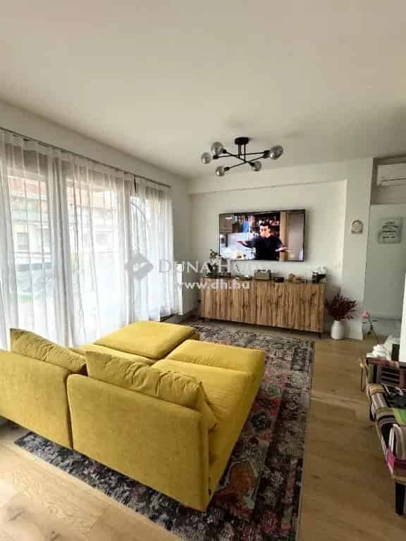Lakás Eladó , Budapest, Közép-Magyarország