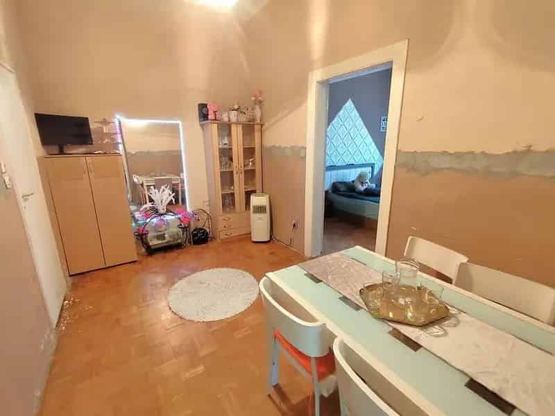 Ház Kiadó , 24, Szabadkai utca, Budapest, Közép-Magyarország