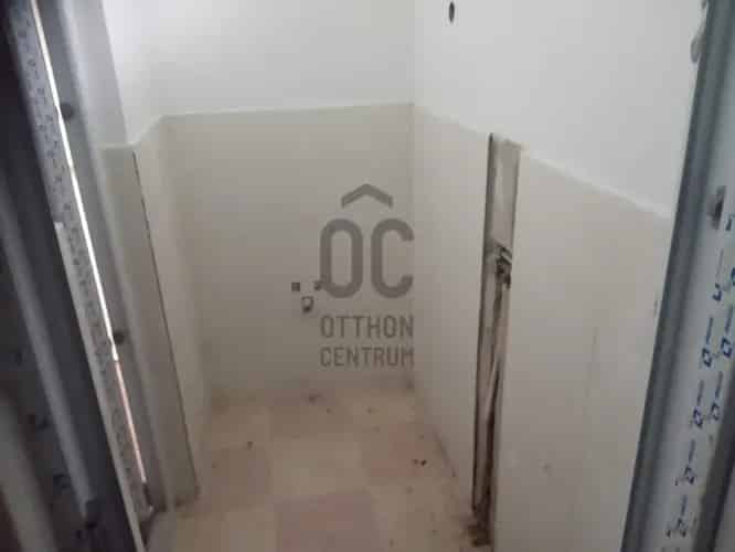 Nyírmadai eladó kereskedelmi ingatlan, UZ016637