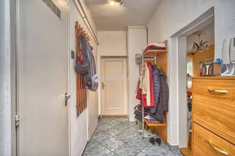 Ház Kiadó , Budapest, Közép-Magyarország