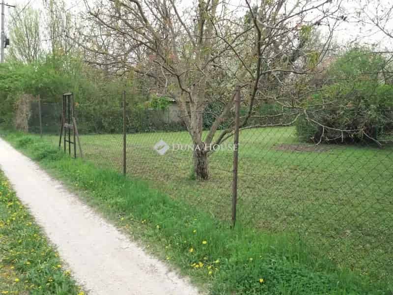 Telek Kiadó , Budapest, Közép-Magyarország