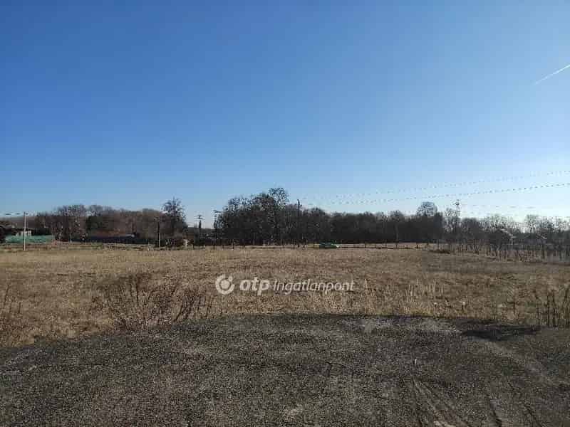 Telek Kiadó , Dabasi járás, Közép-Magyarország