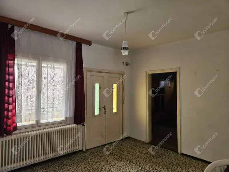 Ház Kiadó , Pannonhalmi járás, Dunántúl