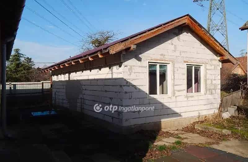 Ház Kiadó , Érdi járás, Közép-Magyarország