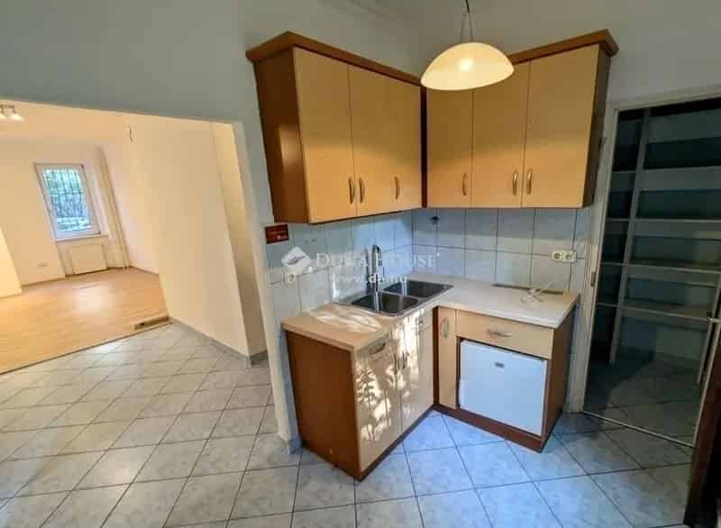 Lakás Kiadó , Budapest, Közép-Magyarország