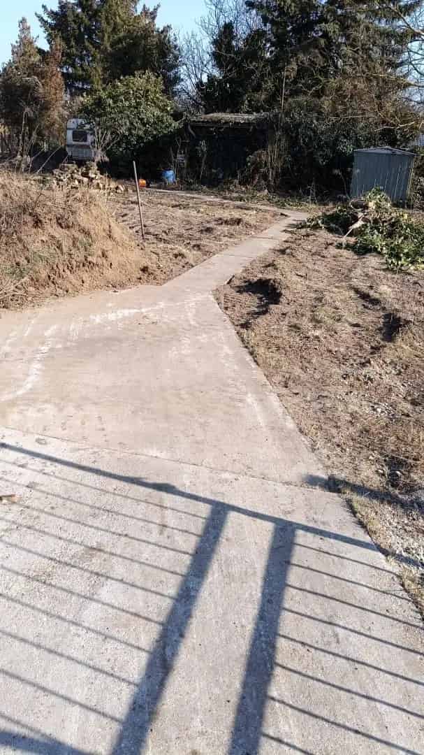 Telek Kiadó , Pilisvörösvár, Közép-Magyarország