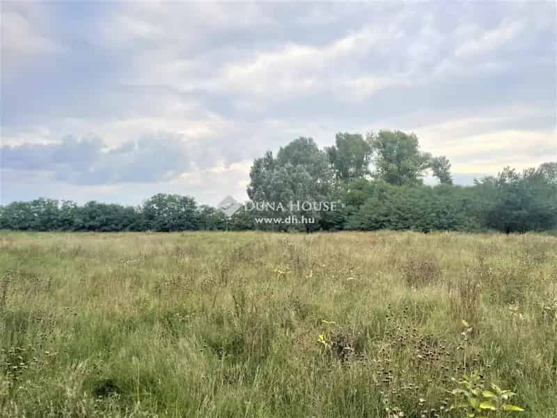 Telek Eladó , Pilis, Közép-Magyarország