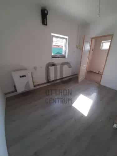 Tiszafüredi eladó házrész, H436153