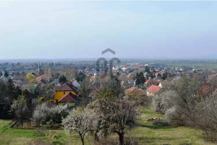 Csömöri eladó telek, T037907