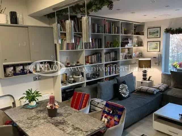 Ház Kiadó , Balatonfüredi járás, Dunántúl