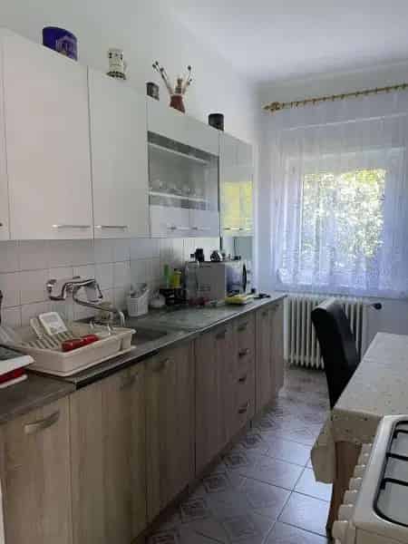 Ház Kiadó , Pilisvörösvári járás, Közép-Magyarország