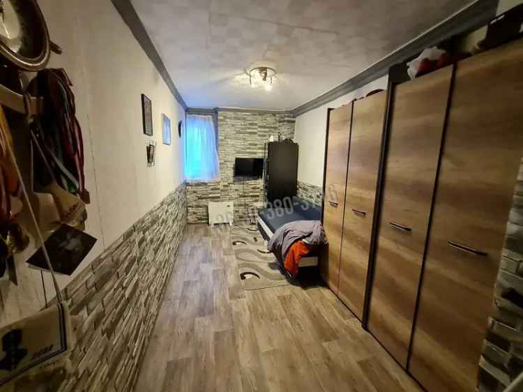Ház Kiadó , Dunaújvárosi járás, Dunántúl