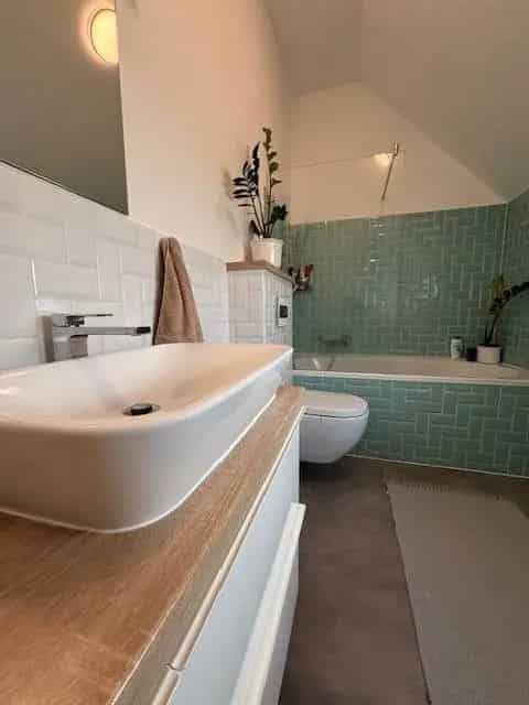 Ház Kiadó , Budakeszi járás, Közép-Magyarország