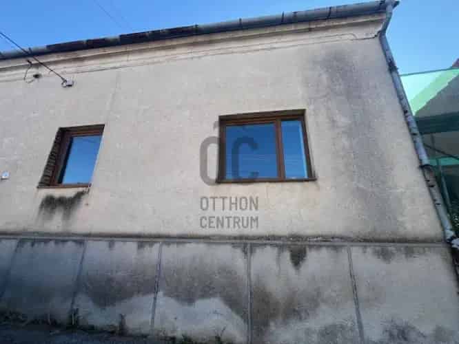 Újpetrei eladó házrész, DHZ017355