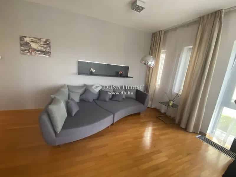Ház Eladó , Budapest, Közép-Magyarország