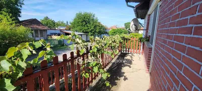 Ház Kiadó , Győri járás, Dunántúl