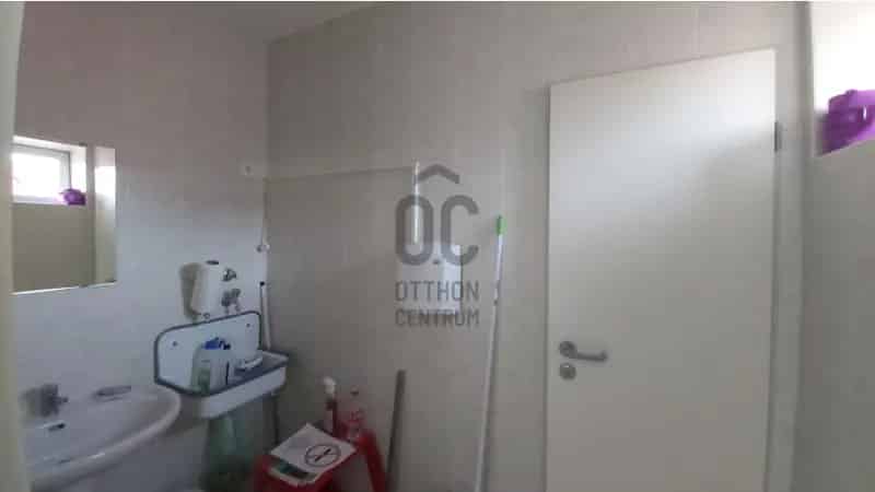 Aszódi kiadó kereskedelmi ingatlan, UZ015551