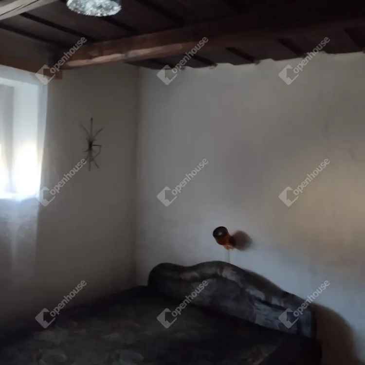 Ház Kiadó , Pápai járás, Dunántúl