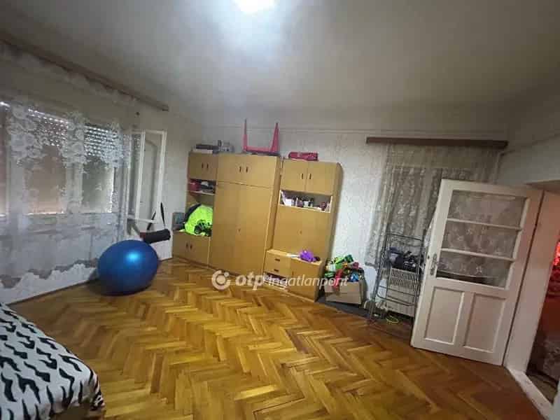 Ház Kiadó , Püspökladányi járás, Alföld és Észak
