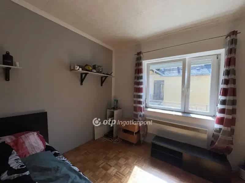 Lakás Kiadó , Budapest, Közép-Magyarország