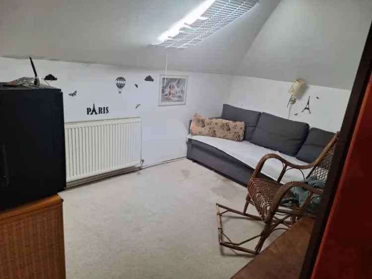 Ház Kiadó , Tatai járás, Dunántúl
