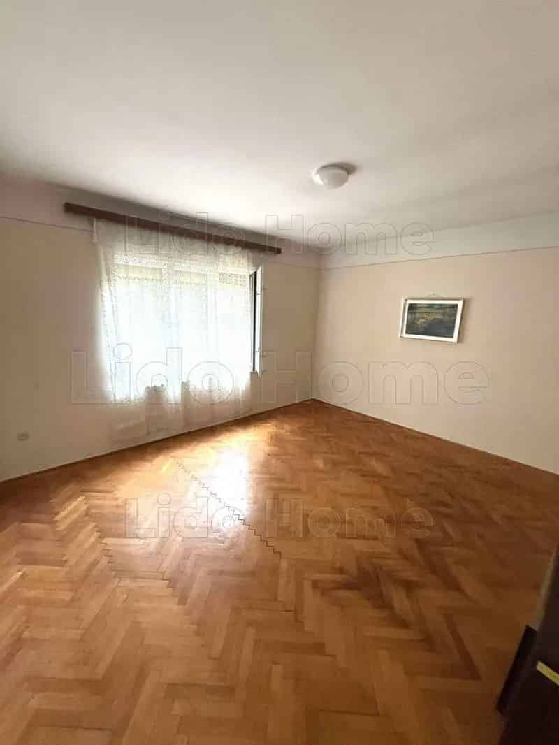 Ház Kiadó , Siófoki járás, Dunántúl