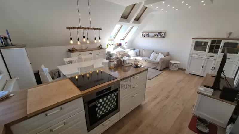 Budapest III. kerületi eladó lakás, DLK073644