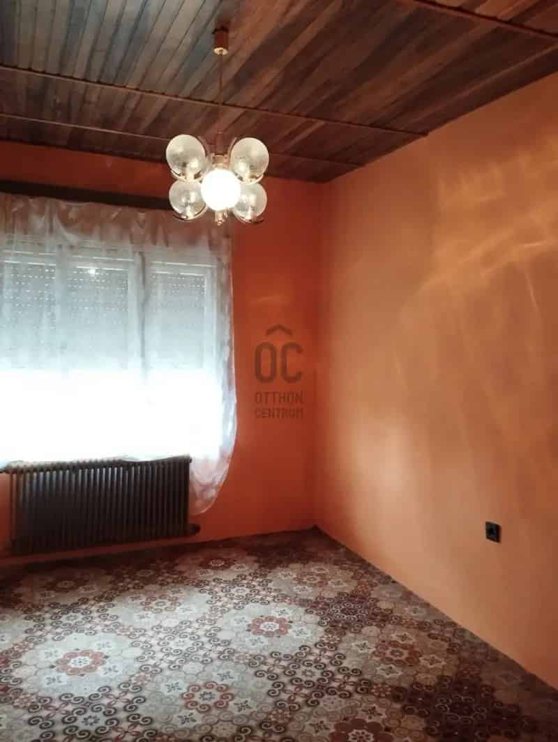 Ház Kiadó , Fonyódi járás, Dunántúl