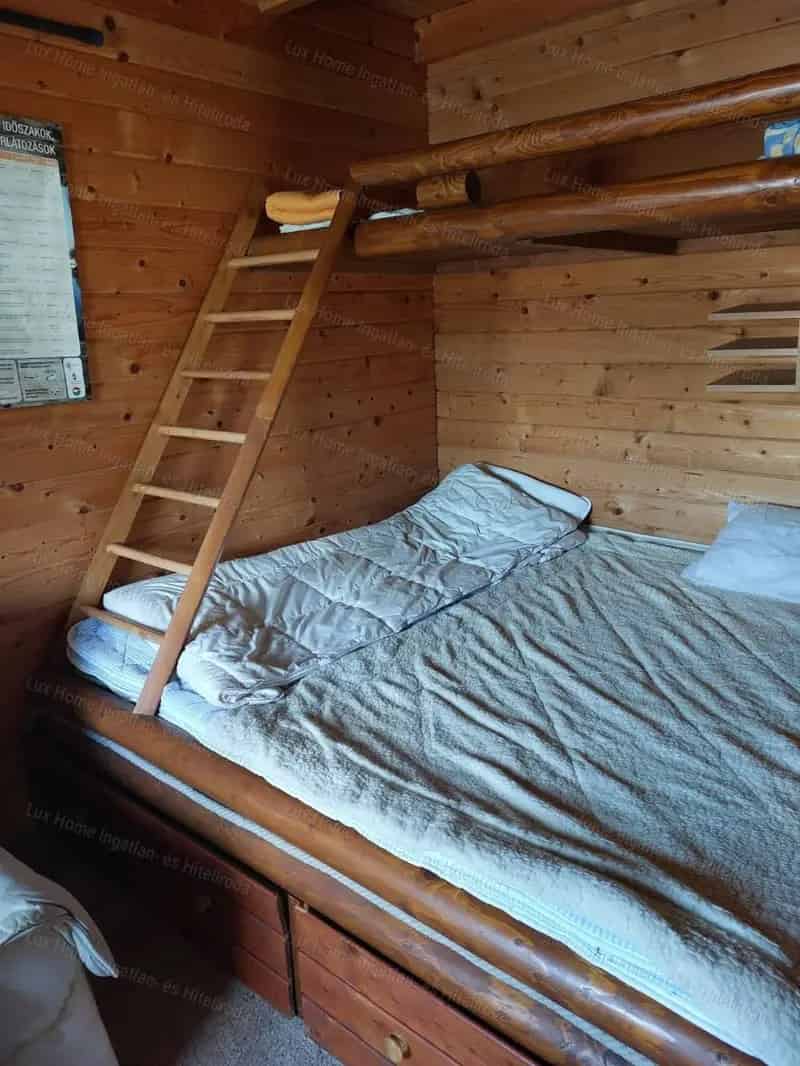 Ház Kiadó , Tatabányai járás, Dunántúl