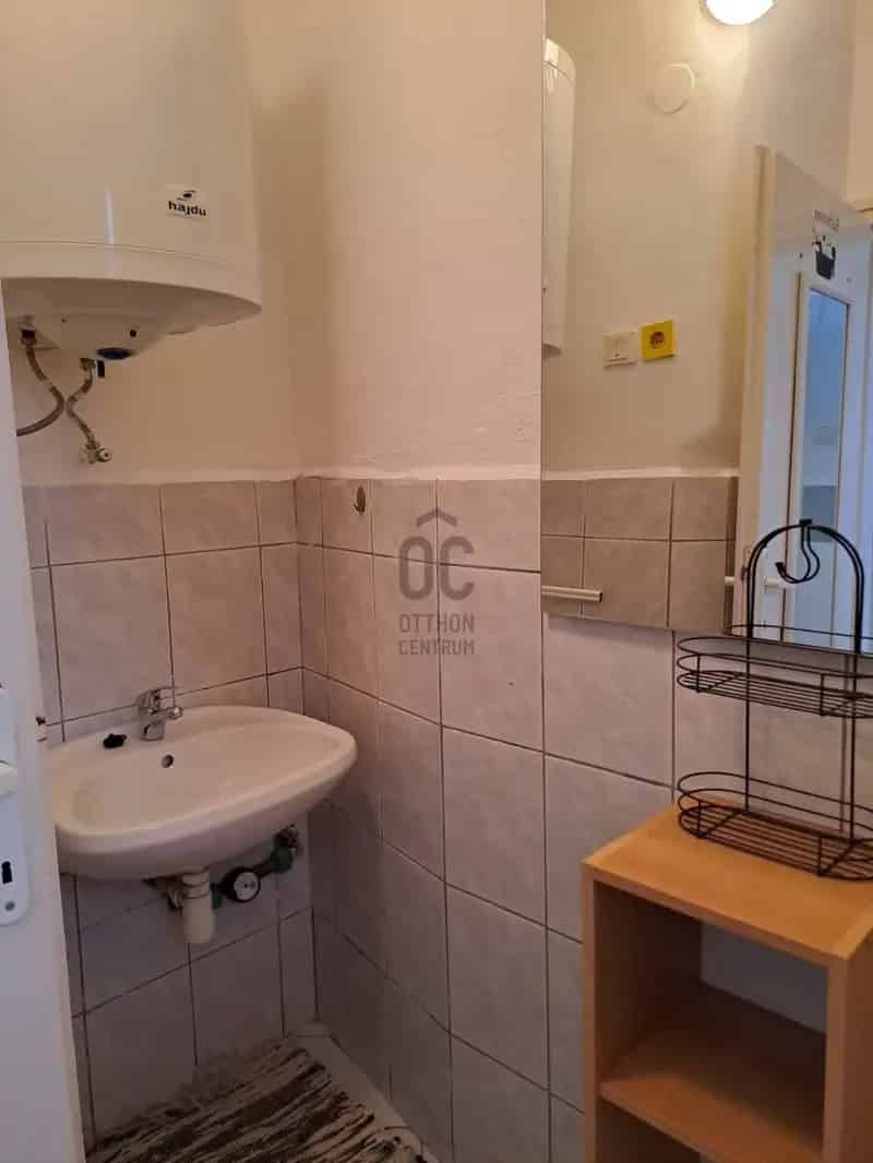 Lakás Kiadó , Pápai járás, Dunántúl