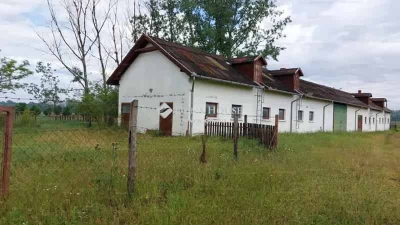 Telek Eladó , Ruzsa, Alföld és Észak