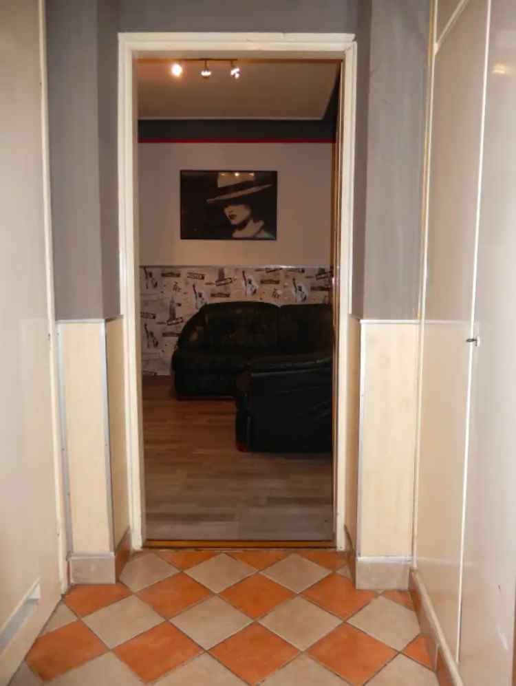 Ház Kiadó , Budapest, Közép-Magyarország