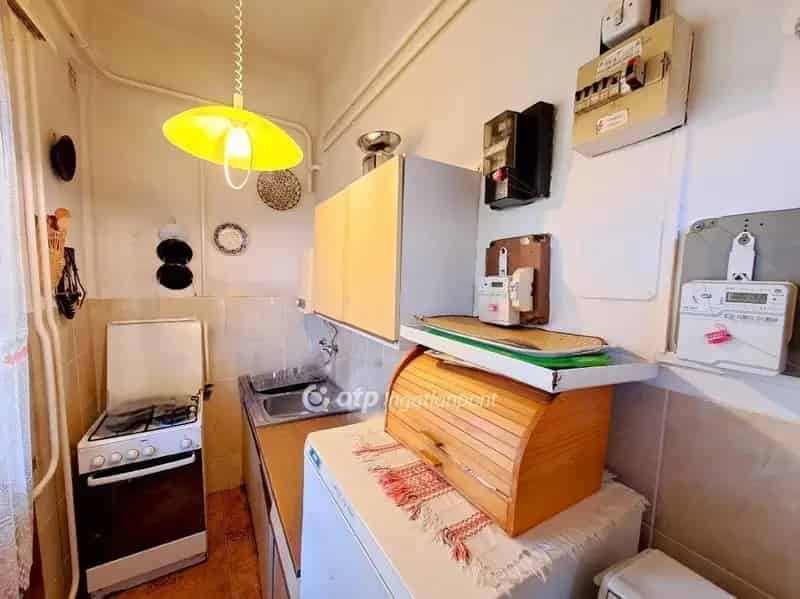 Ház Kiadó , Budapest, Közép-Magyarország