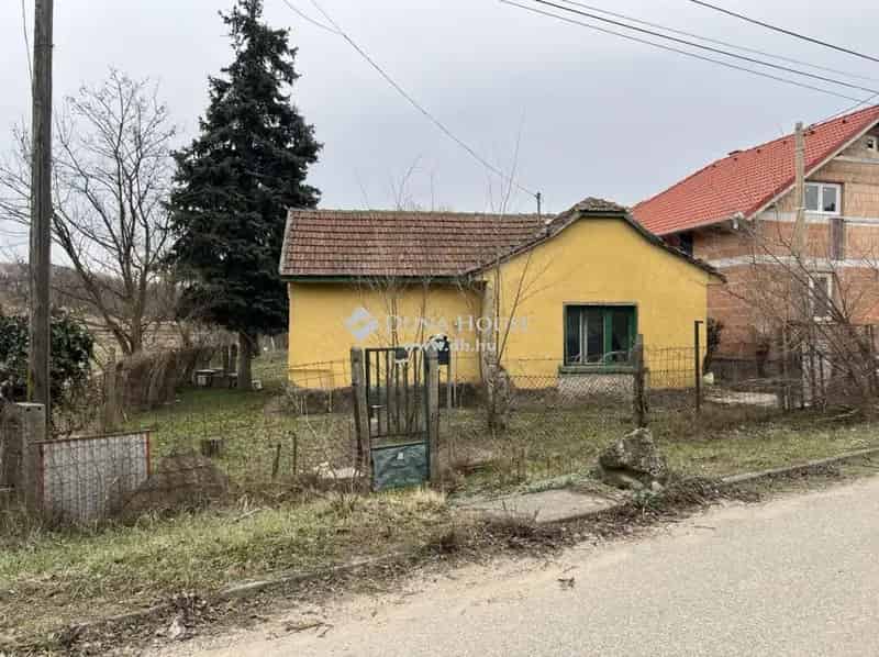 Telek Eladó , Taksony, Közép-Magyarország