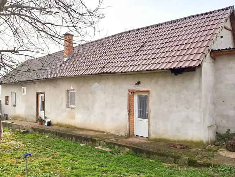 Ház Kiadó , Mohácsi járás, Dunántúl
