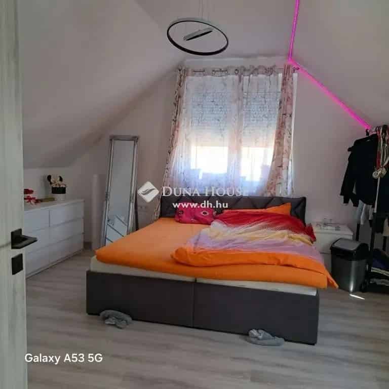 Ház Kiadó , Balatonalmádi járás, Dunántúl