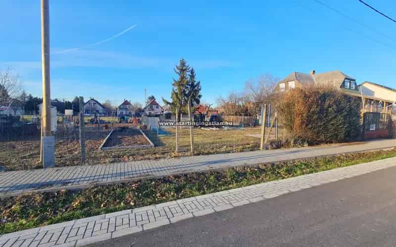 Telek Kiadó , Budapest, Közép-Magyarország