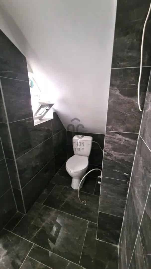 Ház Kiadó , Budapest, Közép-Magyarország