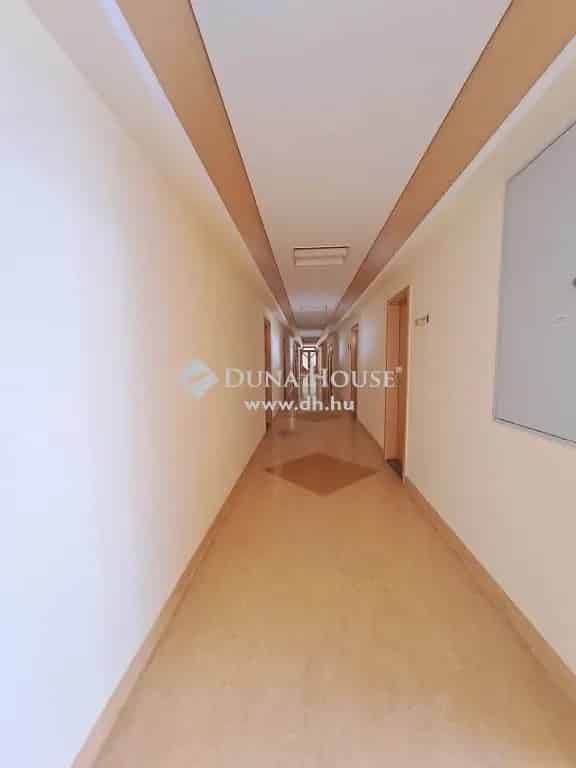 Üzleti célú Kiadó , Pécs, Dunántúl