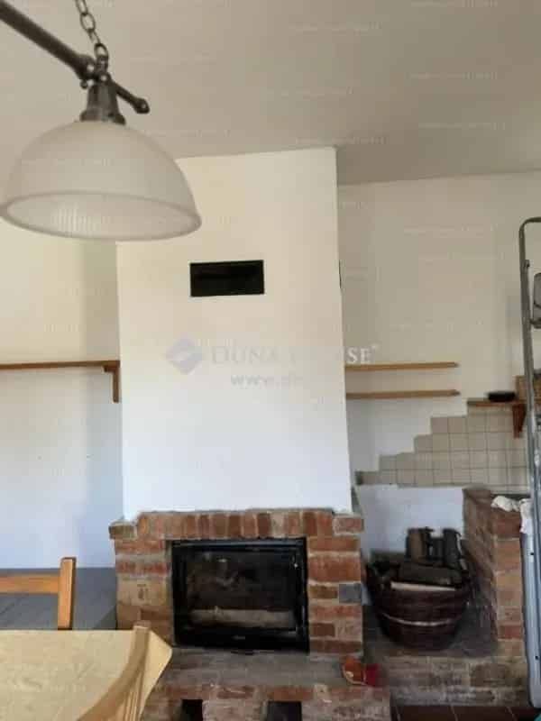 Ház Kiadó , Dunaújvárosi járás, Dunántúl