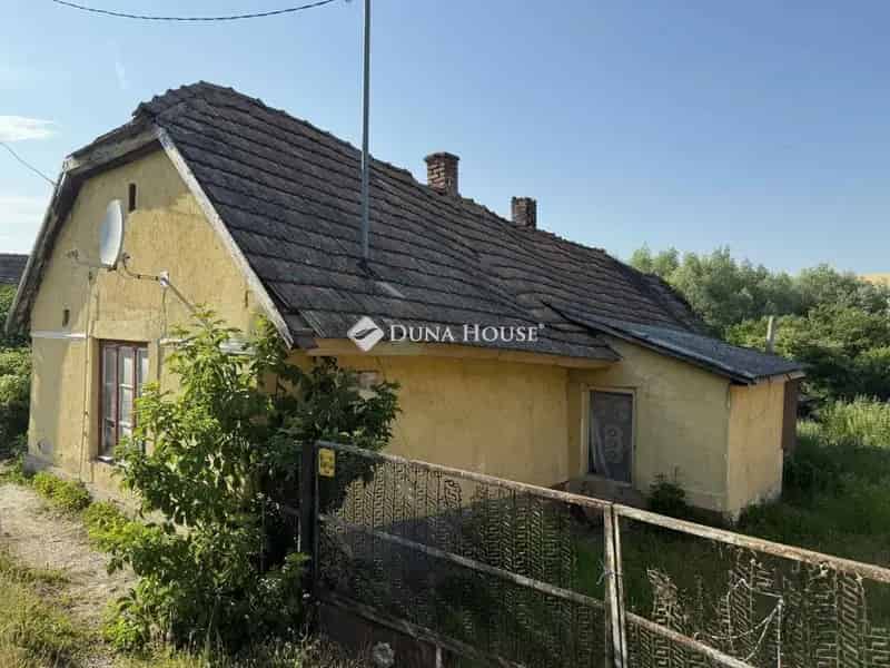 Ház Kiadó , Esztergomi járás, Dunántúl