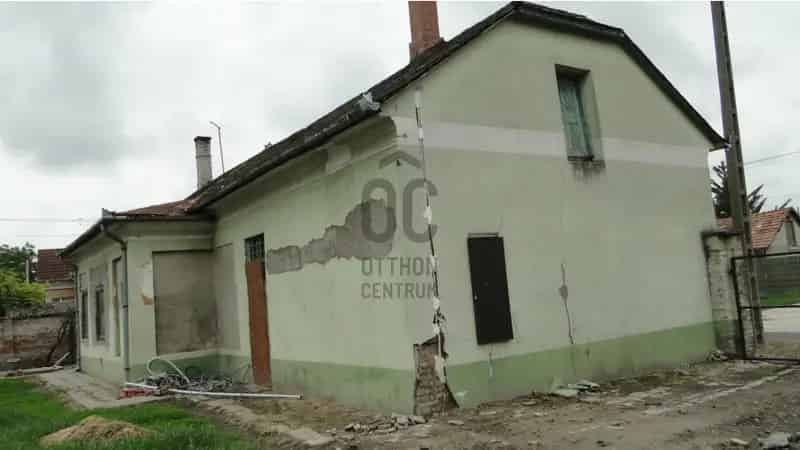 Nagykőrösi eladó családi ház, H471155