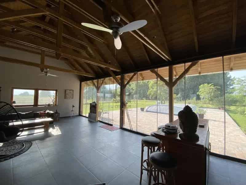 Ház Kiadó , Nagykőrösi járás, Közép-Magyarország