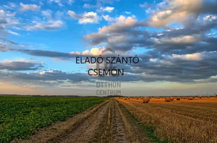 Csemői eladó telek, T036153
