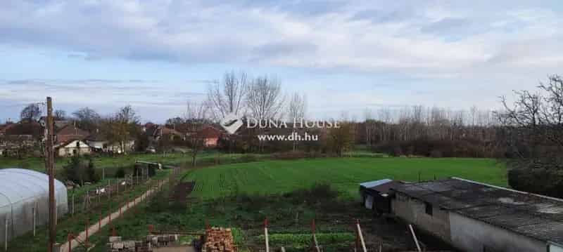 Telek Eladó , Pusztaszabolcs, Dunántúl
