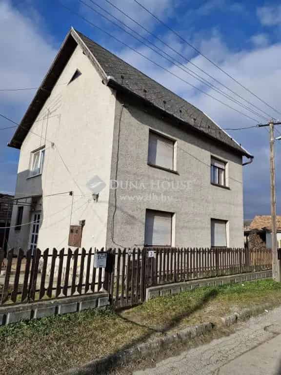 Ház Eladó , Neszmély, Dunántúl