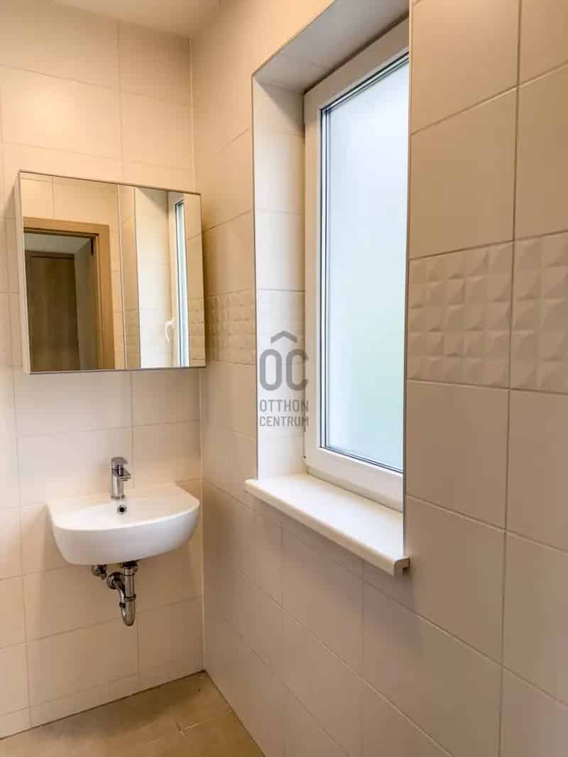 Ház Kiadó , Soproni járás, Dunántúl