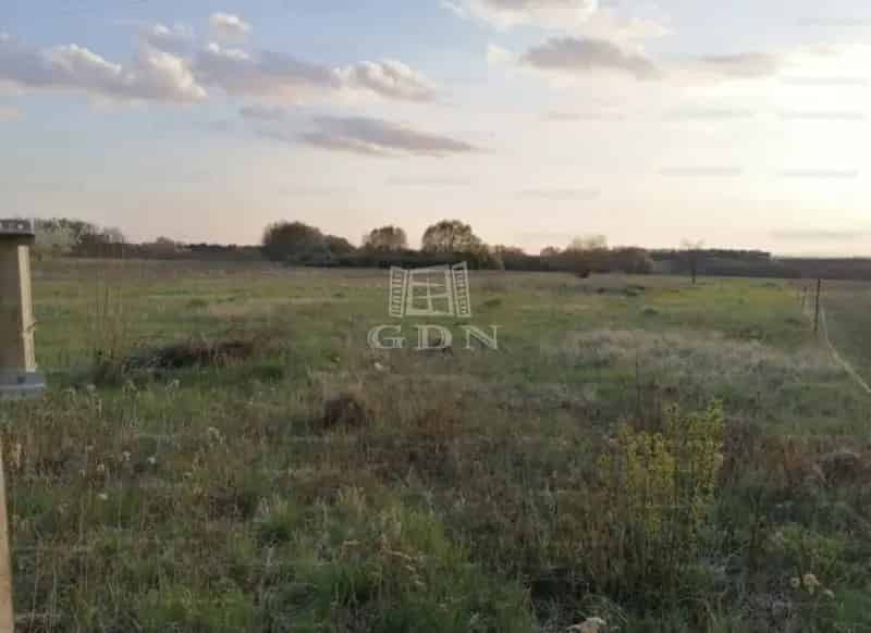 Telek Kiadó , Gyöngyösfalu, Dunántúl